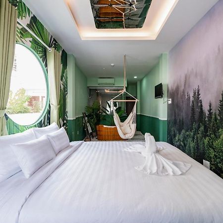 Diamond Rainbow - The Love Aparthotel City Centre Хошимин Екстериор снимка