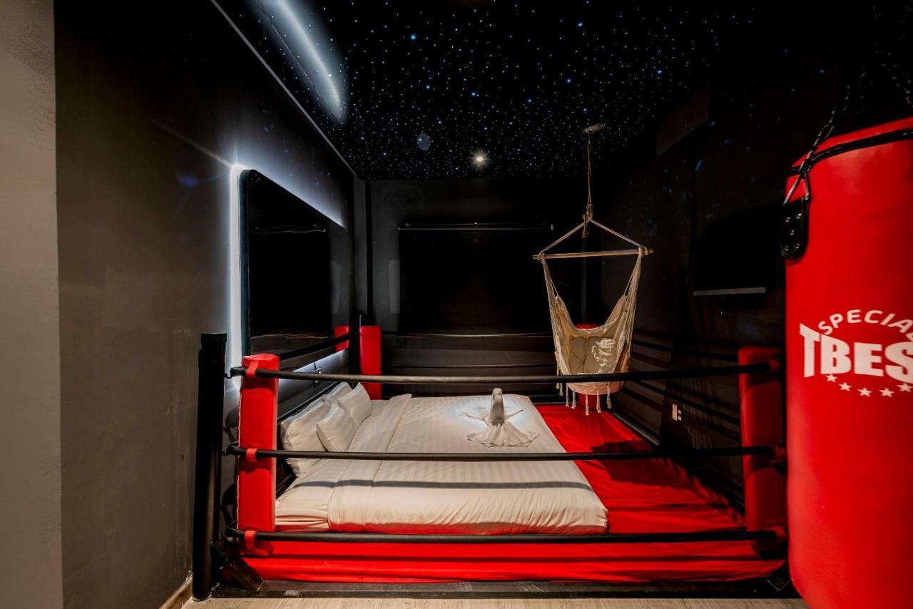 Diamond Rainbow - The Love Aparthotel City Centre Хошимин Екстериор снимка